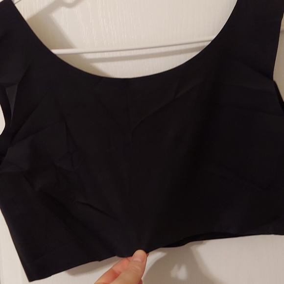 Bras - Picture 2 of 11